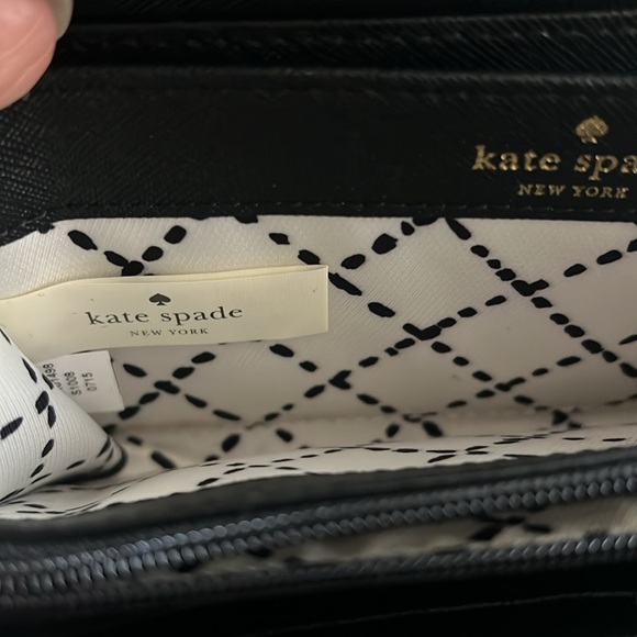 Kate Spade Elegant Black Zip Wallet - Picture 9 of 12